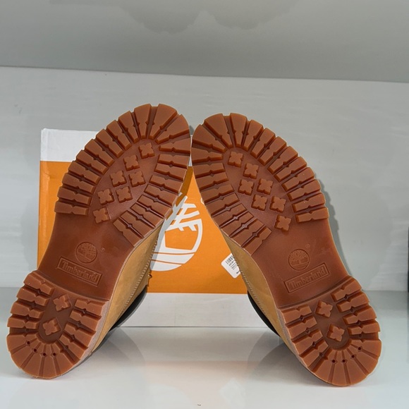 Timberland Men Premium Waterproof Boot - Picture 5 of 5